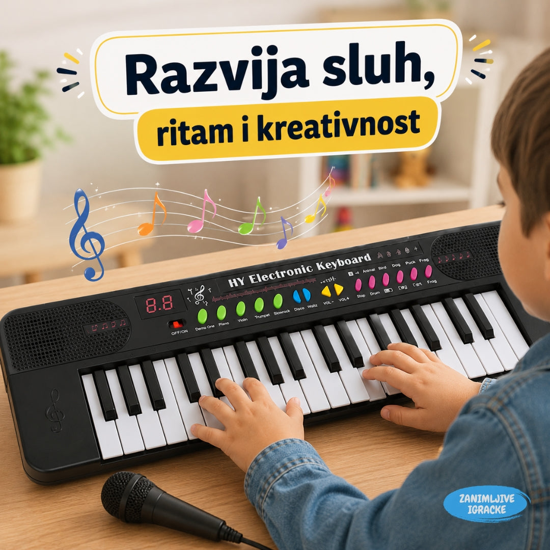 Veliki klavir sa mikrofonom
